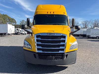 Used 2022 Freightliner Cascadia Detroit DD15AT Semi Truck with Sleeper Cab for sale #394414 - photo 2
