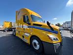 Used 2022 Freightliner Cascadia Detroit DD15AT Semi Truck with Sleeper Cab for sale #394415 - photo 1