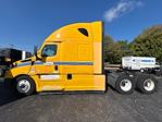Used 2022 Freightliner Cascadia Detroit DD15AT Semi Truck with Sleeper Cab for sale #394415 - photo 4