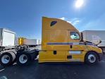 Used 2022 Freightliner Cascadia Detroit DD15AT Semi Truck with Sleeper Cab for sale #394415 - photo 8