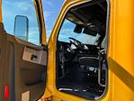 Used 2022 Freightliner Cascadia Detroit DD15AT Semi Truck with Sleeper Cab for sale #394416 - photo 9