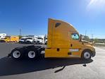 Used 2022 Freightliner Cascadia Detroit DD15AT Semi Truck with Sleeper Cab for sale #394431 - photo 8