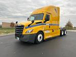 Used 2022 Freightliner Cascadia Detroit DD15AT Semi Truck with Sleeper Cab for sale #394435 - photo 3