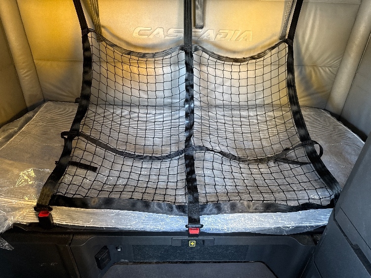 Used 2022 Freightliner Cascadia - photo 18