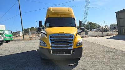 Used 2022 Freightliner Cascadia Detroit DD15AT Semi Truck with Sleeper Cab for sale #394443 - photo 2