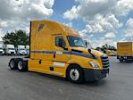 Used 2022 Freightliner Cascadia Detroit DD15AT Semi Truck with Sleeper Cab for sale #394449 - photo 1
