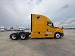 Used 2022 Freightliner Cascadia Detroit DD15AT Semi Truck with Sleeper Cab for sale #394451 - photo 8