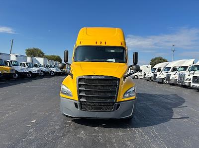 Used 2022 Freightliner Cascadia Detroit DD15AT Semi Truck with Sleeper Cab for sale #394467 - photo 2