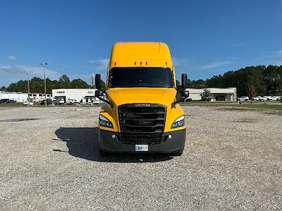 Used 2022 Freightliner Cascadia Detroit DD15AT Semi Truck with Sleeper Cab for sale #394472 - photo 2