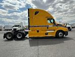 Used 2022 Freightliner Cascadia Detroit DD15AT Semi Truck with Sleeper Cab for sale #394481 - photo 7