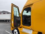 Used 2022 Freightliner Cascadia Detroit DD15AT Semi Truck with Sleeper Cab for sale #394507 - photo 9