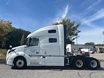 Used 2022 Volvo VNL Volvo D13 Semi Truck for sale #394713 - photo 4