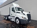Used 2022 Freightliner Cascadia Detroit DD13 Semi Truck for sale #397880 - photo 1