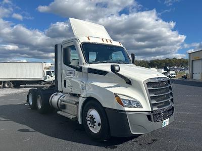 Used 2022 Freightliner Cascadia Detroit DD13 Semi Truck for sale #398130 - photo 1