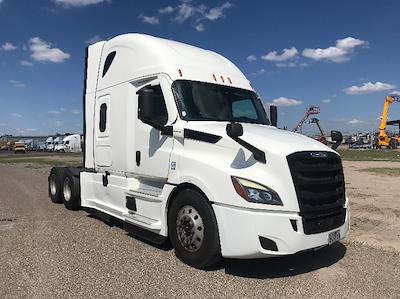 Used 2021 Freightliner Cascadia Detroit DD15AT Semi Truck with Sleeper Cab for sale #399749 - photo 1