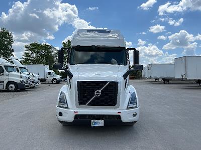 Used 2022 Volvo VNR Volvo D13 Semi Truck for sale #400054 - photo 2