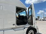 Used 2022 Volvo VNR Volvo D13 Semi Truck for sale #400054 - photo 13