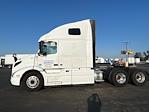 Used 2022 Volvo VNR Volvo D13 Semi Truck for sale #400055 - photo 4