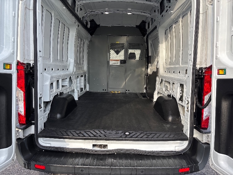 Used 2021 Ford Transit 250 - photo 11