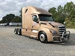 Used 2022 Freightliner Cascadia Detroit DD15AT Semi Truck with Sleeper Cab for sale #400871 - photo 1