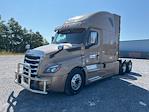 Used 2022 Freightliner Cascadia Detroit DD15AT Semi Truck with Sleeper Cab for sale #400875 - photo 3