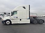 Used 2022 Freightliner Cascadia Detroit DD15AT Semi Truck with Sleeper Cab for sale #403694 - photo 4