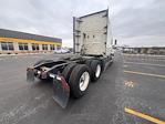 Used 2022 Freightliner Cascadia Detroit DD15AT Semi Truck with Sleeper Cab for sale #404885 - photo 7
