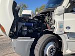 Used 2022 Freightliner Cascadia Detroit DD15AT Semi Truck with Sleeper Cab for sale #405169 - photo 21