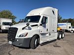 Used 2022 Freightliner Cascadia Detroit DD15AT Semi Truck with Sleeper Cab for sale #405169 - photo 3