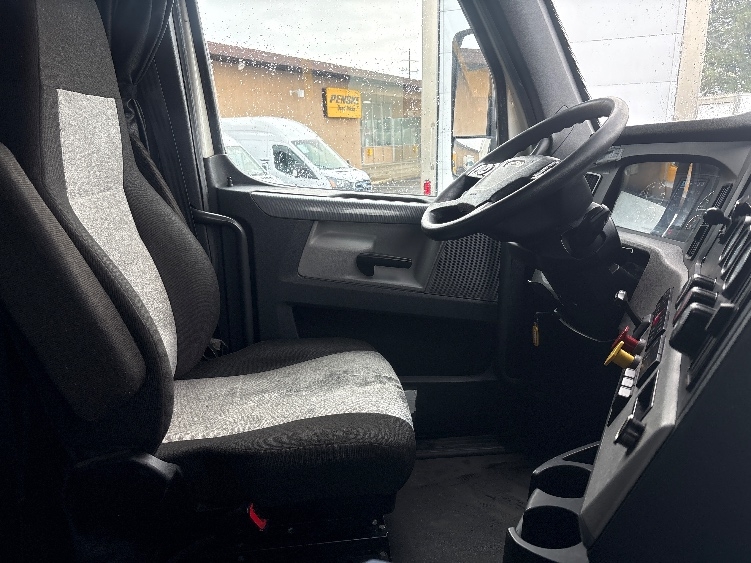 Used 2022 Freightliner Cascadia - photo 17