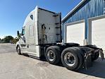 Used 2022 Freightliner Cascadia Detroit DD15AT Semi Truck with Sleeper Cab for sale #405319 - photo 5