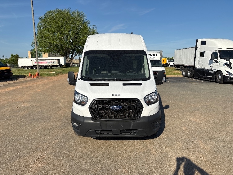Used 2021 Ford Transit 250 - photo 2