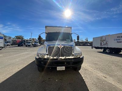 Used 2022 International MV Box Truck with Liftgate for sale #405746 - photo 2