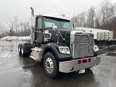 Used 2022 Freightliner Coronado - photo 1