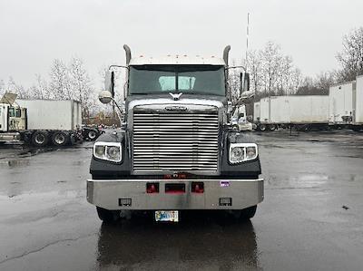 Used 2022 Freightliner Coronado - photo 1