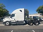 Used 2022 Freightliner Cascadia Detroit DD15AT Semi Truck with Sleeper Cab for sale #405848 - photo 3