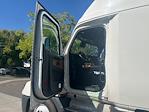 Used 2022 Freightliner Cascadia Detroit DD15AT Semi Truck with Sleeper Cab for sale #405848 - photo 8