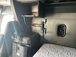 Used 2022 Freightliner Cascadia Detroit DD15AT Semi Truck with Sleeper Cab for sale #406098 - photo 19