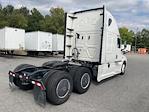 Used 2022 Freightliner Cascadia Detroit DD15AT Semi Truck with Sleeper Cab for sale #406098 - photo 7
