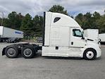 Used 2022 Freightliner Cascadia Detroit DD15AT Semi Truck with Sleeper Cab for sale #406098 - photo 8