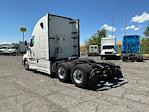 Used 2022 Freightliner Cascadia Detroit DD15AT Semi Truck with Sleeper Cab for sale #406817 - photo 5