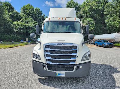 Used 2022 Freightliner Cascadia Detroit DD15AT Semi Truck for sale #407142 - photo 2