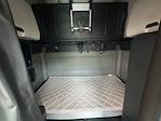 Used 2022 Freightliner Cascadia Detroit DD15AT Semi Truck with Sleeper Cab for sale #407437 - photo 16