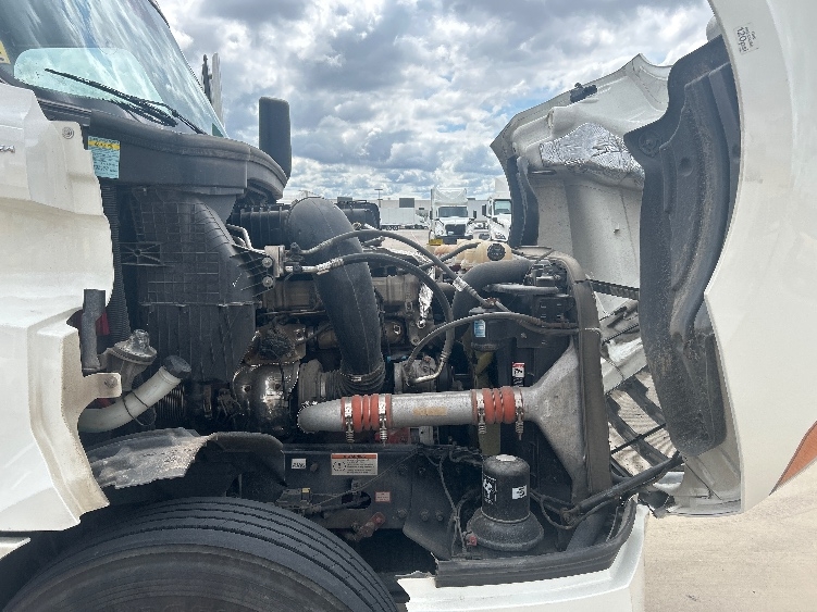 Used 2022 Freightliner Cascadia - photo 23