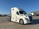 Used 2022 Freightliner Cascadia Detroit DD15AT Semi Truck with Sleeper Cab for sale #407491 - photo 1