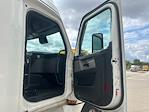 Used 2022 Freightliner Cascadia Detroit DD15AT Semi Truck with Sleeper Cab for sale #407491 - photo 13