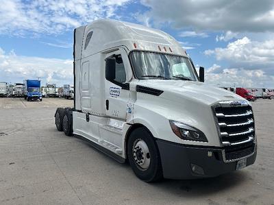 Used 2022 Freightliner Cascadia Detroit DD15AT Semi Truck with Sleeper Cab for sale #407761 - photo 1