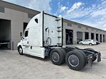 Used 2022 Freightliner Cascadia Detroit DD15AT Semi Truck with Sleeper Cab for sale #407761 - photo 5