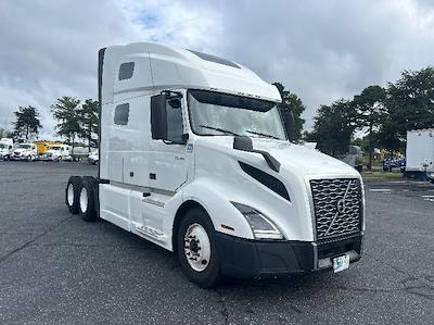 Used 2022 Volvo VNL Volvo D13 Semi Truck for sale #408652 - photo 1
