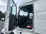 Used 2022 Volvo VNL Volvo D13 Semi Truck for sale #408652 - photo 9